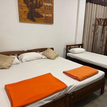 Appartamento Anniewatte House Kandy Esterno foto