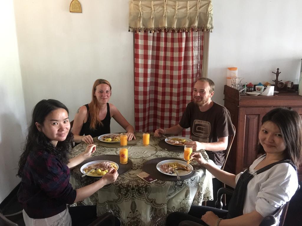 Appartamento Anniewatte House Kandy Esterno foto