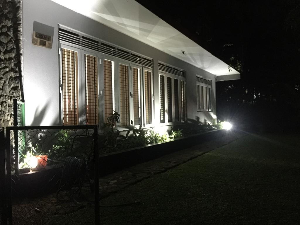 Appartamento Anniewatte House Kandy Esterno foto